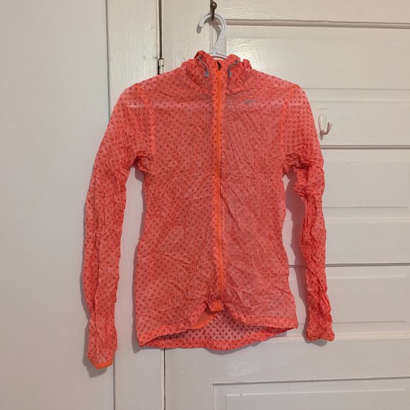 Nike packable jacket - Picture 1 of 7